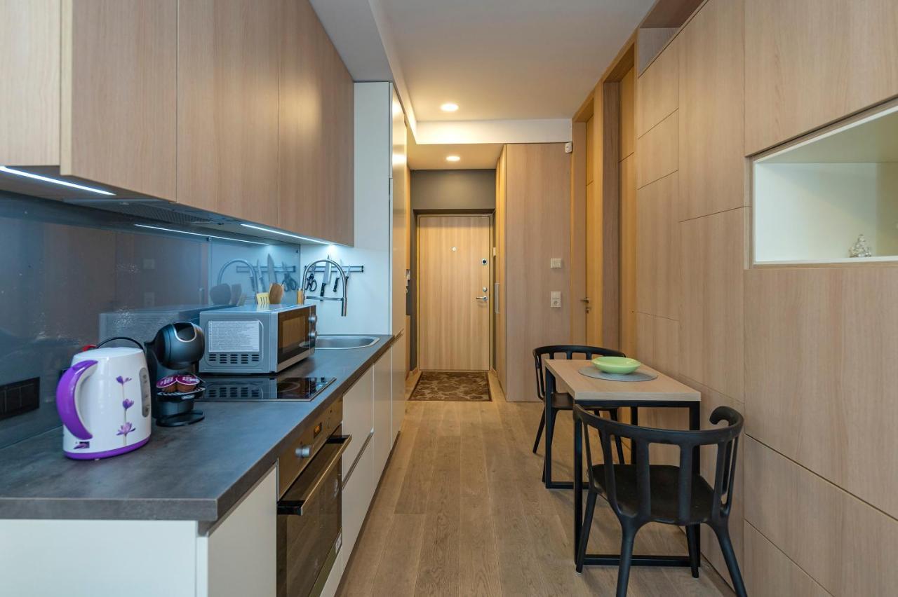 Deluxe River View Apartment By Polo Apartment Kaunas Exteriör bild
