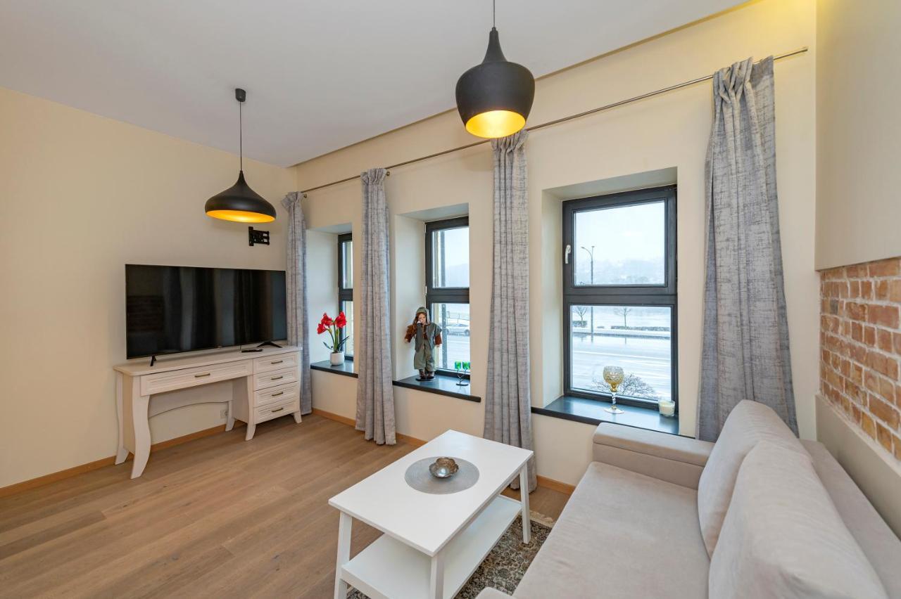 Deluxe River View Apartment By Polo Apartment Kaunas Exteriör bild